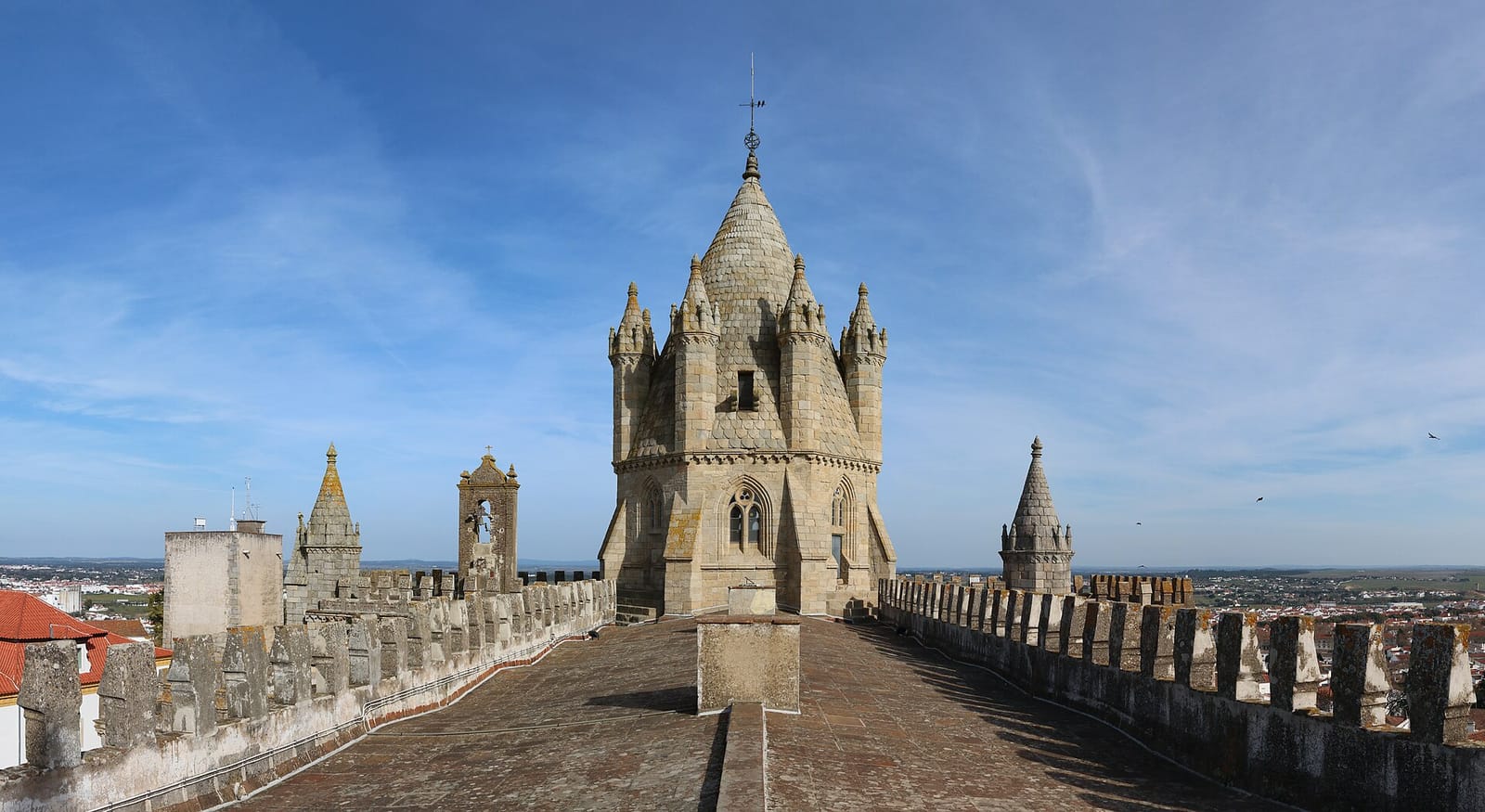 Évora, Portugal — city view