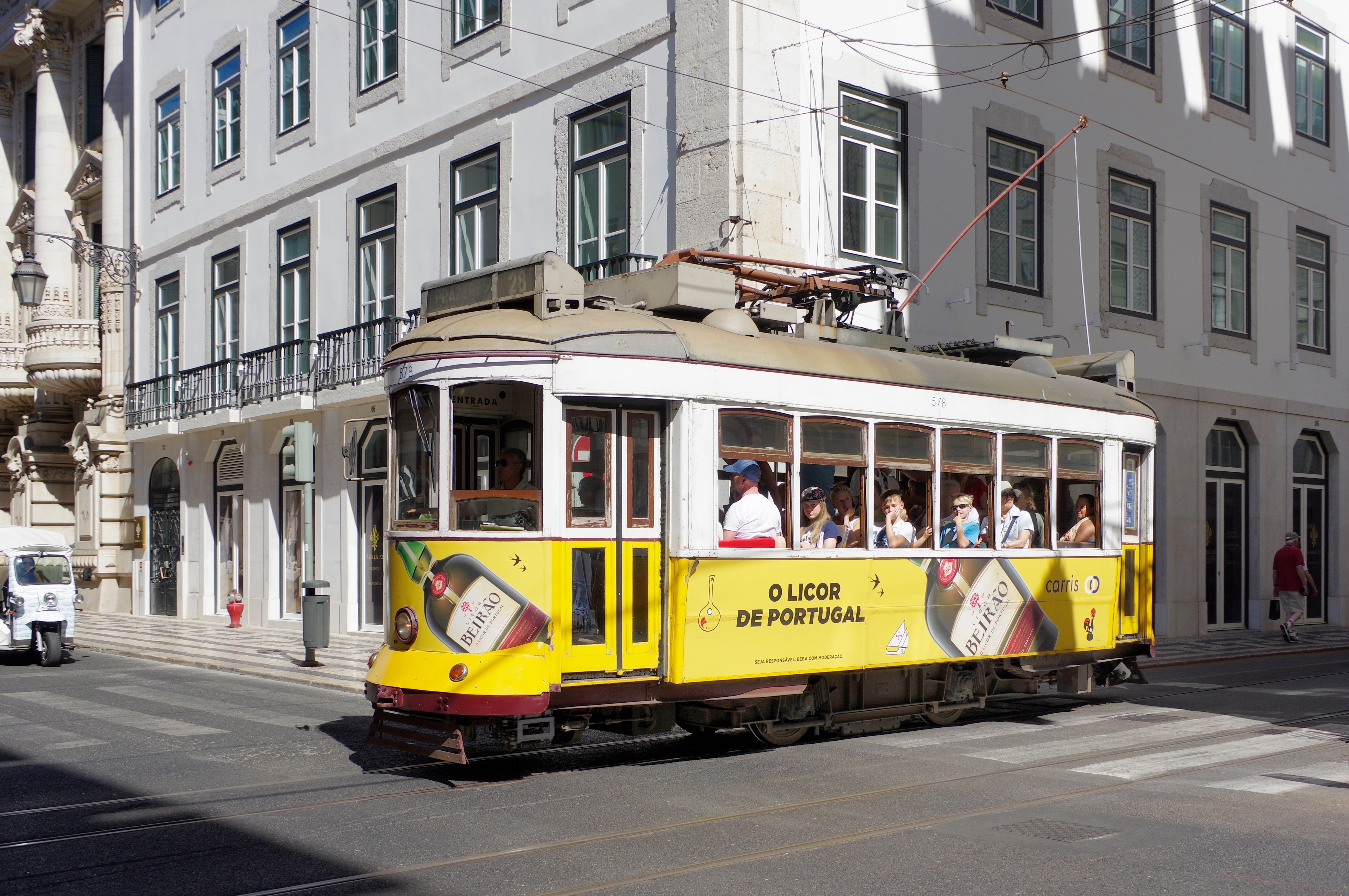 Tramway historique de Lisbonne — guide des visas et titres de séjour au Portugal